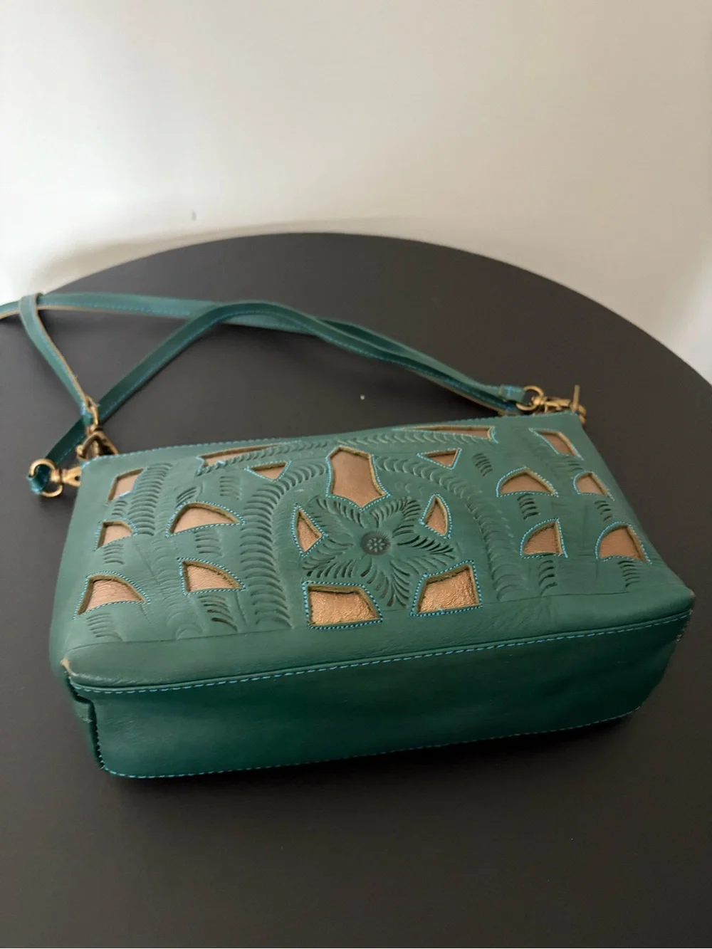 Leaders in Leather Crossbody Bag Green Hand-Tooled Floral Cutout Vintage